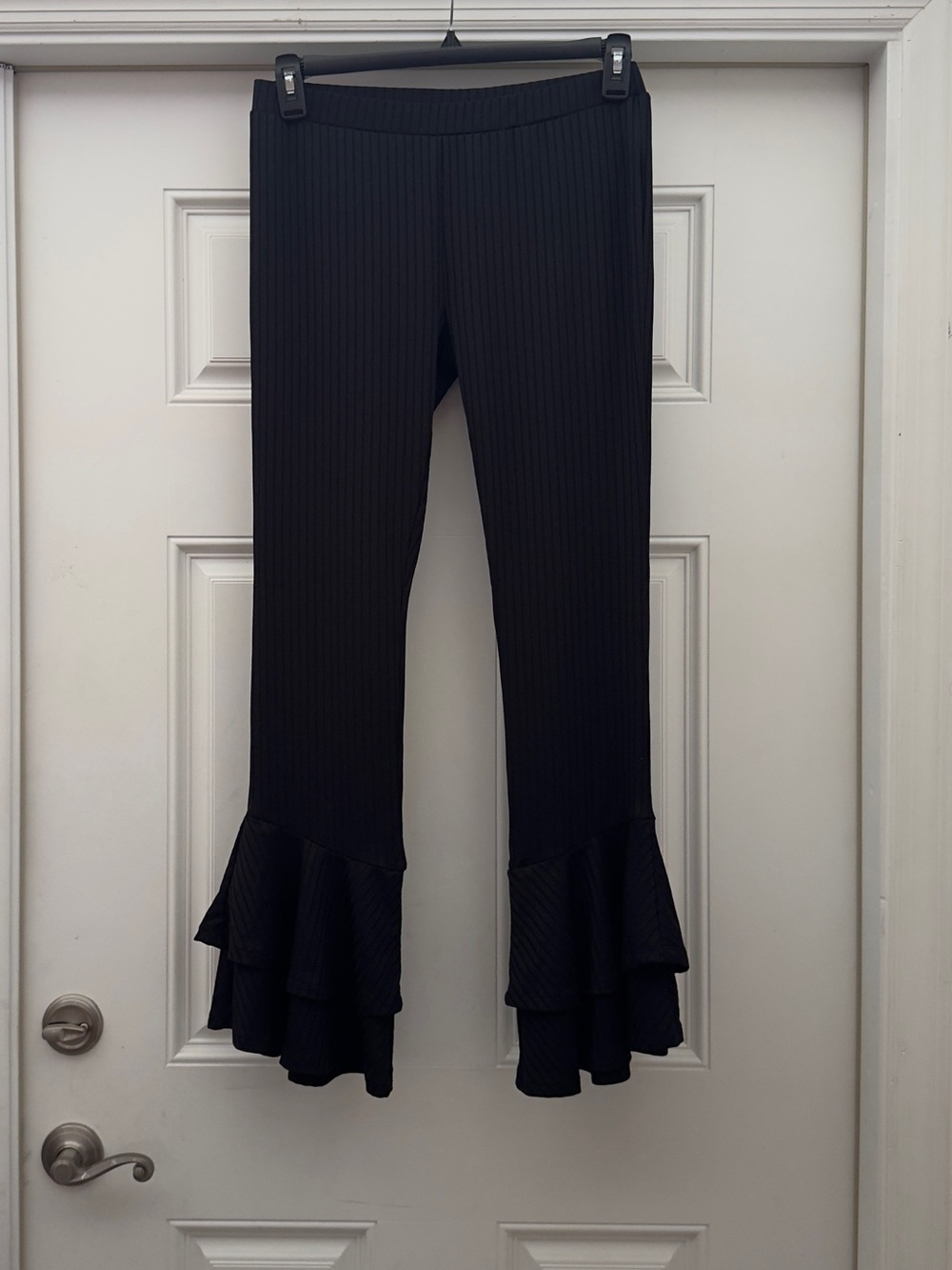 NEW Venus Black Ribbed Ruffle Hem Flared Pants Size M